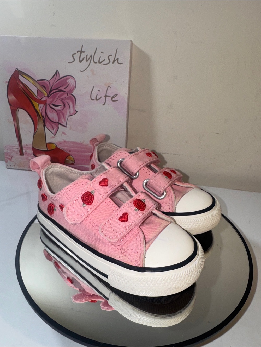 Converse Toddler Girls' Chuck Taylor All Star Ox 2V Love Me Lots Sneakers - 6C